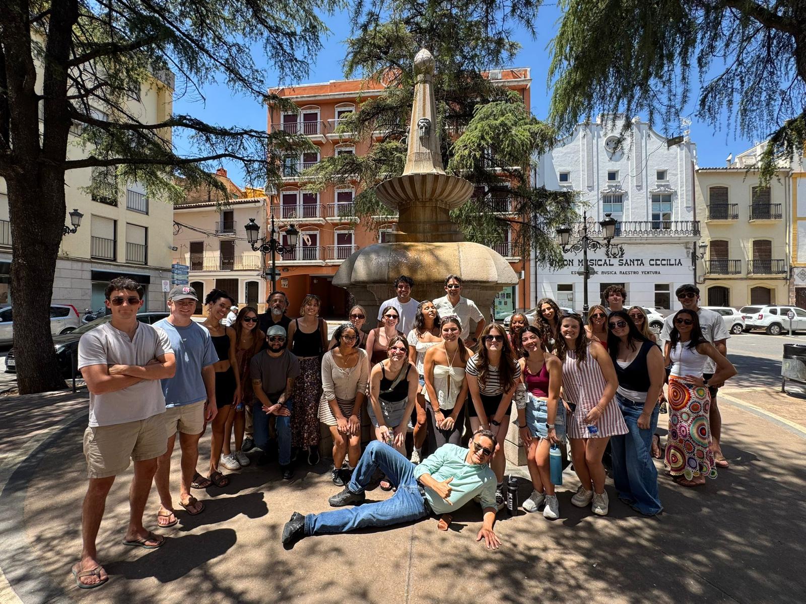 Campoenguera recibe a estudiantes internacionales en una jornada de formación y cata de AOVE